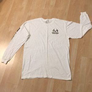 NWOT RealTree Outfitters Long Sleeves Top